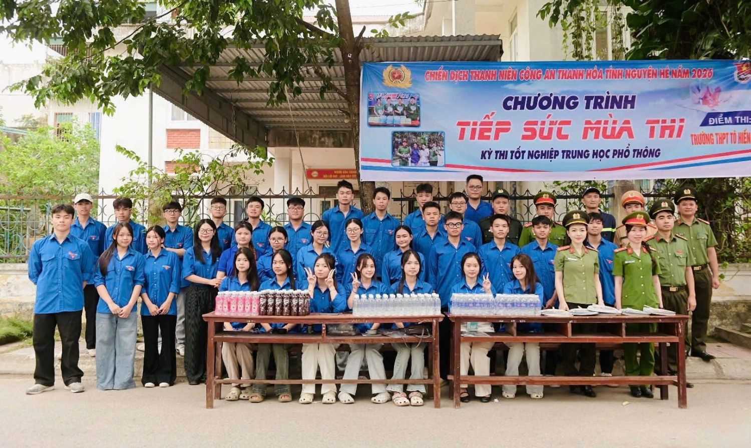 SINH VIÊN TÌNH NGUYỆN TRƯỜNG ĐẠI HỌC HỒNG ĐỨC HOÀN THÀNH XUẤT SẮC NHIỆM VỤ TIẾP SỨC MÙA THI THPT QUỐC GIA NĂM 2026